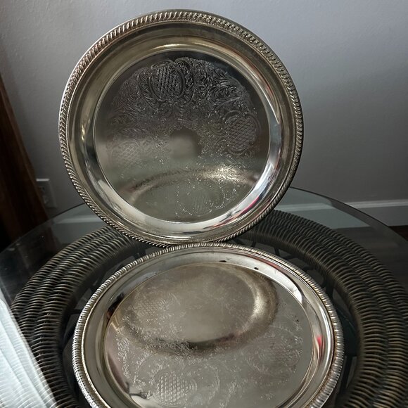 INTERNATIONAL SILVER Co. Ornate Silverplated 12" Round Serving Platter Set of 2 - Picture 4 of 5